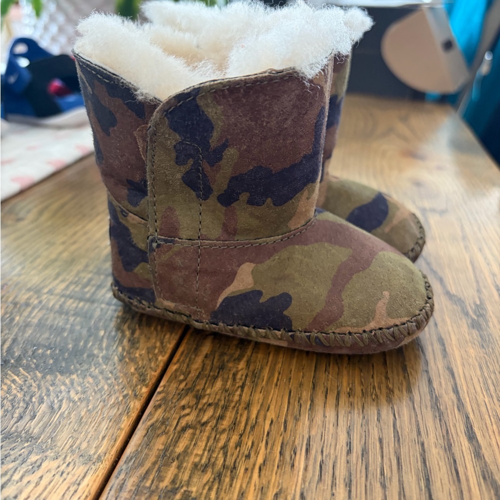 UGG Caden Camo Infant Booties with Fleece Lining